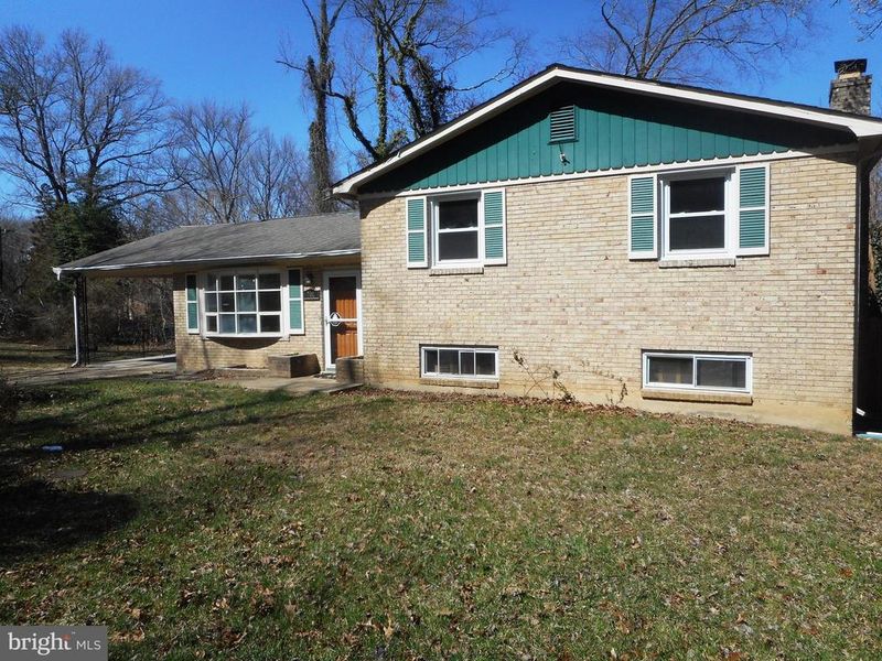 101 Captain Brendt Dr, Accokeek, MD 20607