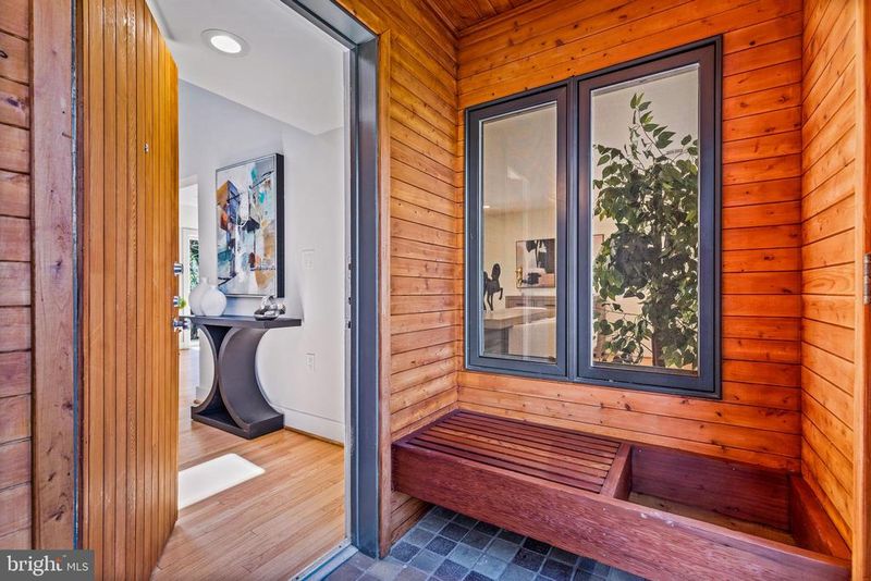 2609 Klingle Rd NW, Washington, DC 20008