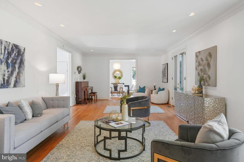 4711 Foxhall CRESCENT NW, Washington, DC 20007
