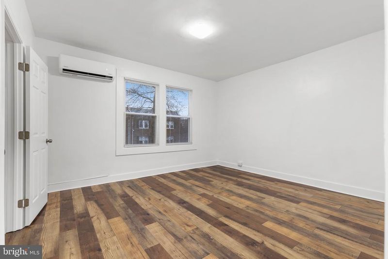 1512 Isherwood St NE #4, Washington, DC 20002