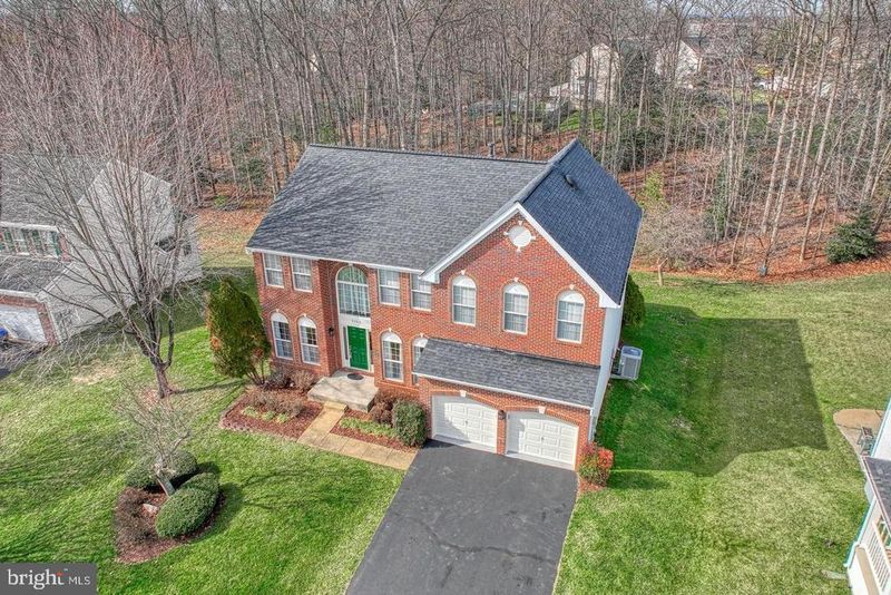 9308 Gary Ct, Manassas Park, VA 20111