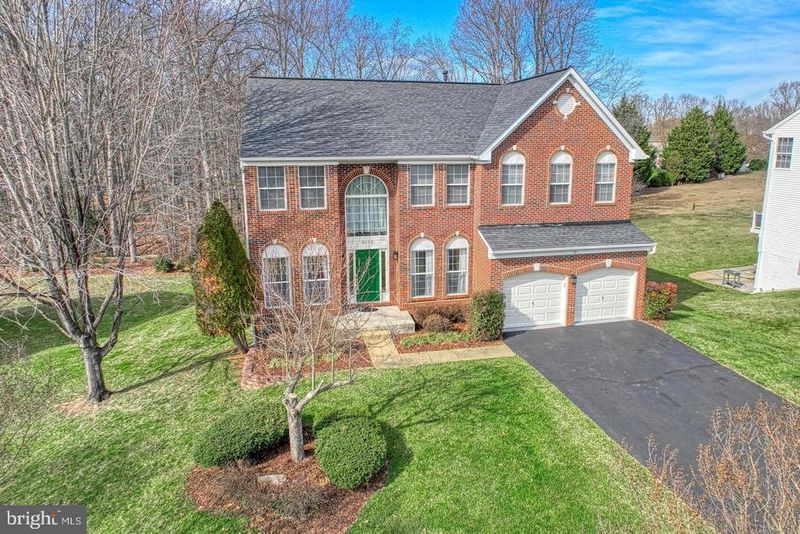 9308 Gary Ct, Manassas Park, VA 20111