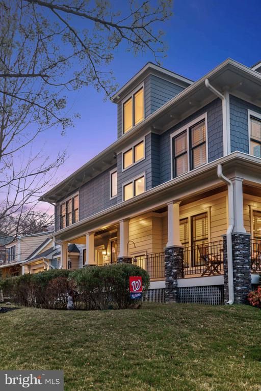 2024 S Kent St, Arlington, VA 22202