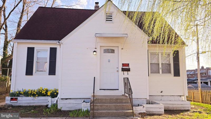 215 W Hilltop Rd, Brooklyn Park, MD 21225
