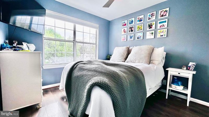 202 Grosvenor Ln #203, Stafford, VA 22556