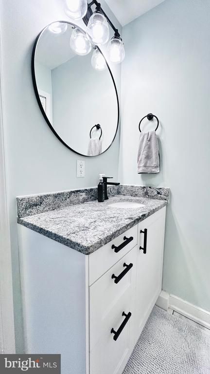 202 Grosvenor Ln #203, Stafford, VA 22556