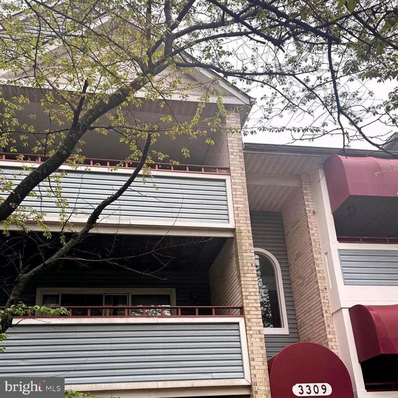 3309 Sir Thomas Dr #5-A-32, Silver Spring, MD 20904