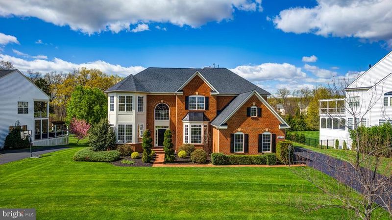 22391 Dolomite Hills Dr, Ashburn, VA 20148