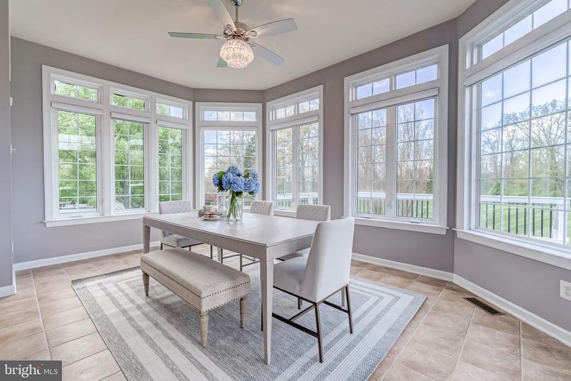 22391 Dolomite Hills Dr, Ashburn, VA 20148