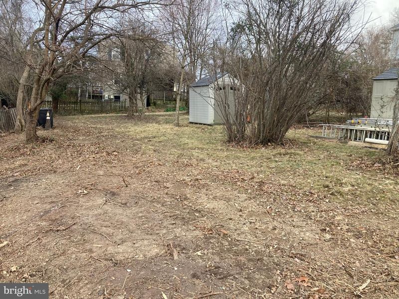 1016 N George Mason Dr, Arlington, VA 22205
