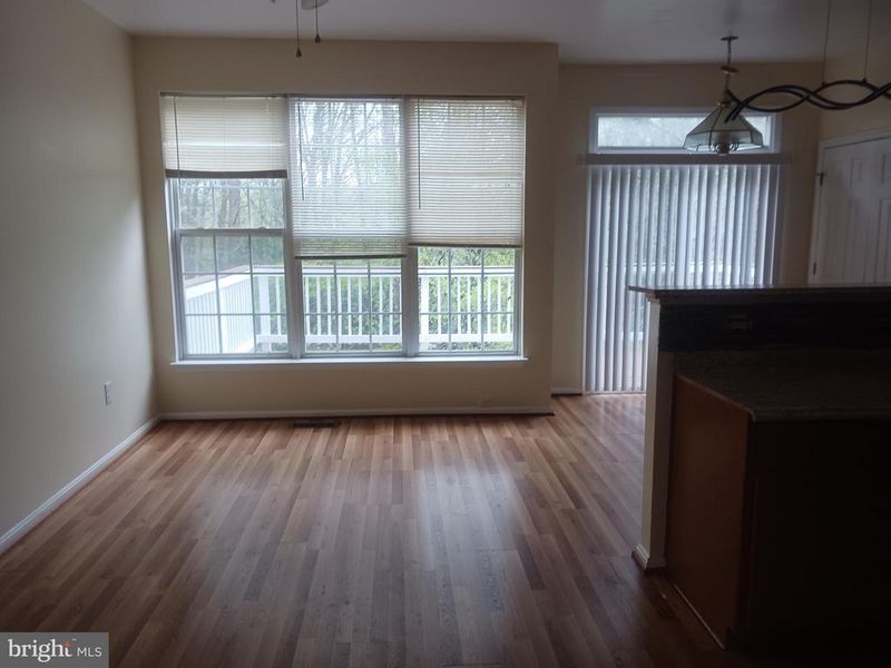 205 Hillside Ct, Stafford, VA 22554