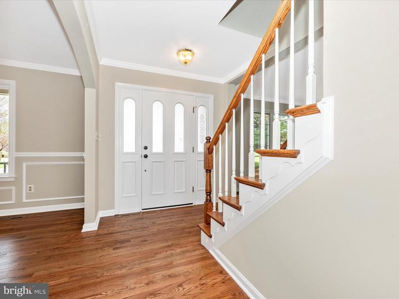 3780 Maplecrest Dr, Knoxville, MD 21758