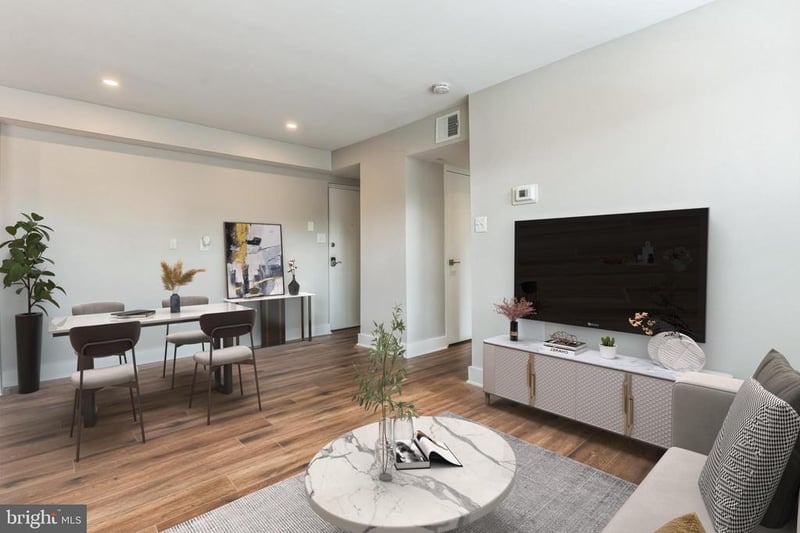 212 Oakwood St SE #218, Washington, DC 20032