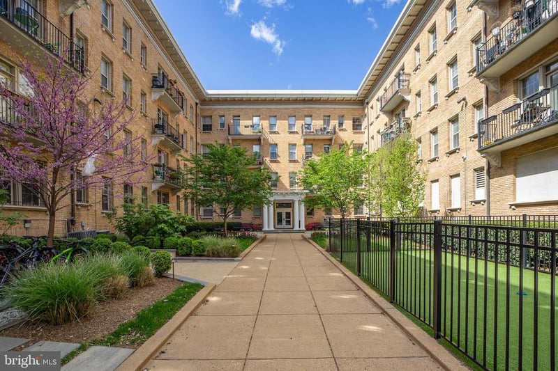 1401 Columbia Rd NW #219, Washington, DC 20009