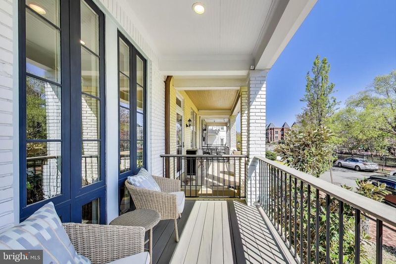 1112 E St NE, Washington, DC 20002