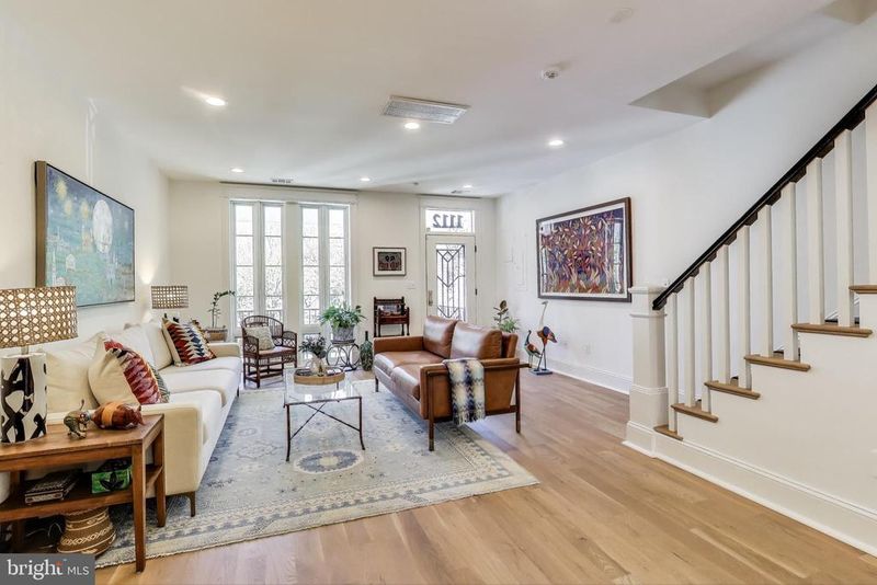 1112 E St NE, Washington, DC 20002