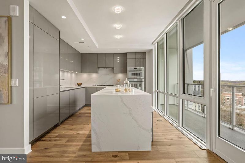 1781 N Pierce St N #1502, Arlington, VA 22209