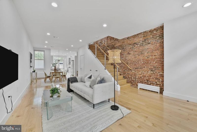 1524 E St SE, Washington, DC 20003