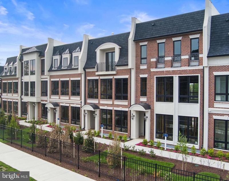 1626 Chain Bridge Rd, Mclean, VA 22101