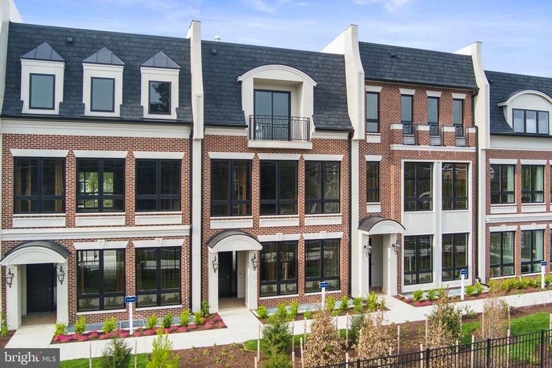 1626 Chain Bridge Rd, Mclean, VA 22101