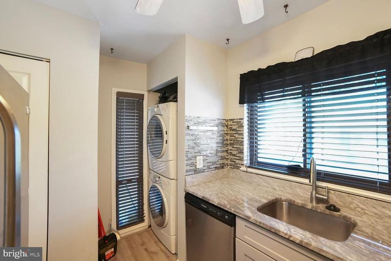 15708 Dorset Rd #304, Laurel, MD 20707