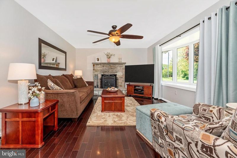 15307 Oak Orchard Rd, New Windsor, MD 21776