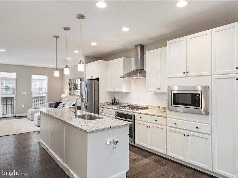 22955 Sullivans Cv, Brambleton, VA 20148