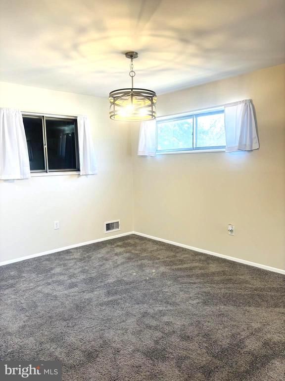 4714 Glenoak Rd, Hyattsville, MD 20784