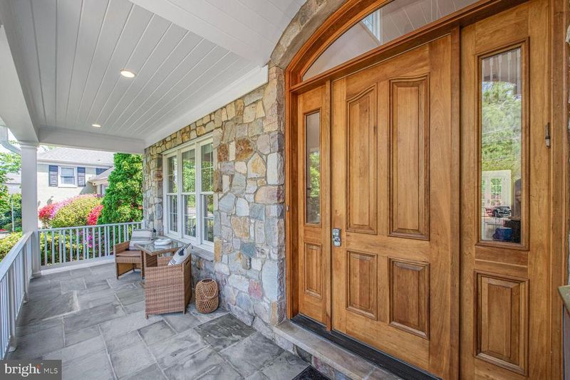 5608 Durbin Rd, Bethesda, MD 20814