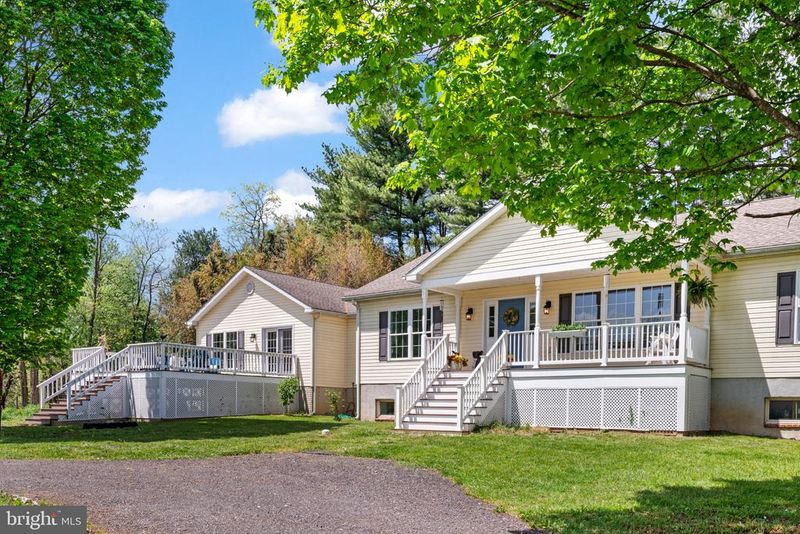 342 Watersville Rd, Mount Airy, MD 21771