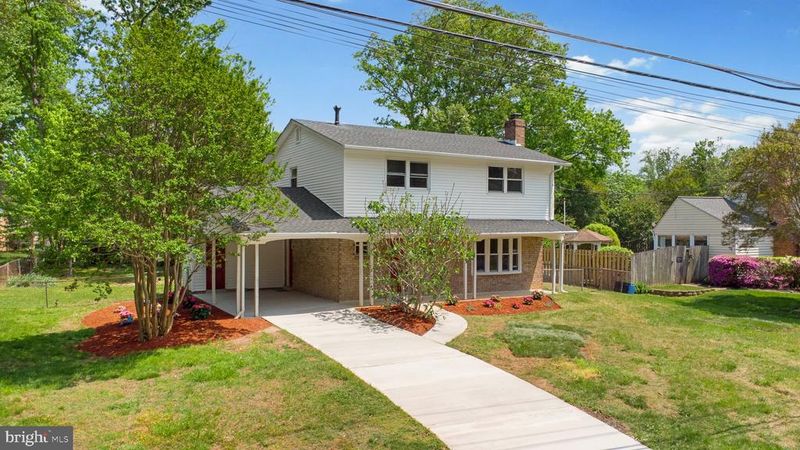 5525 Rolling Rd, Springfield, VA 22151