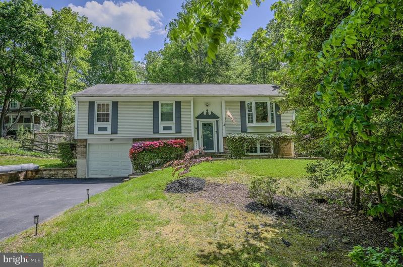 12510 Basswood Dr, Manassas, VA 20112