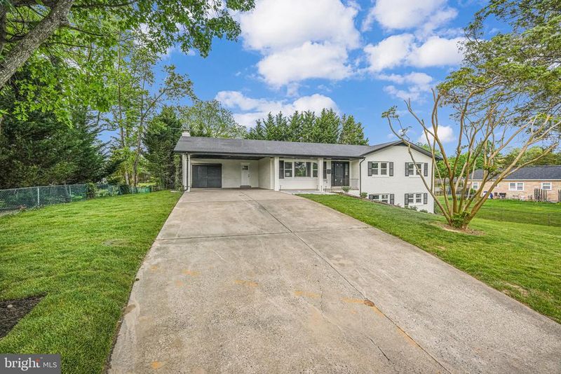 3300 Red Pine St, Falls Church, VA 22041