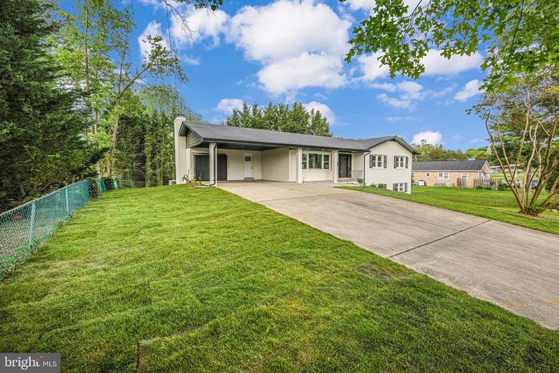 3300 Red Pine St, Falls Church, VA 22041