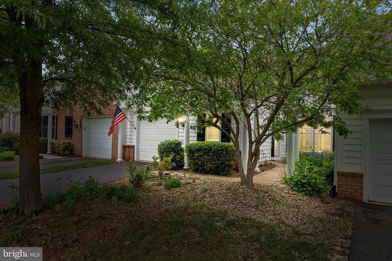 44424 Sunset Maple Dr, Ashburn, VA 20147