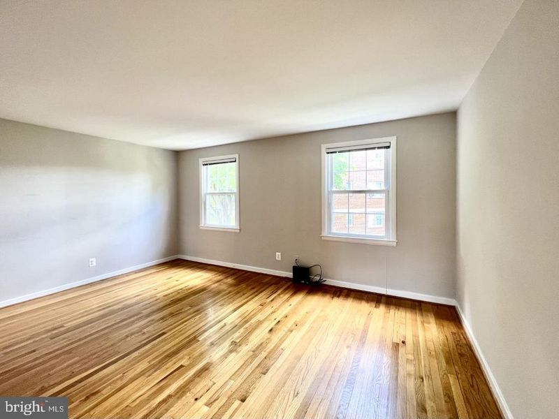 2207 Washington Ave #201, Silver Spring, MD 20910