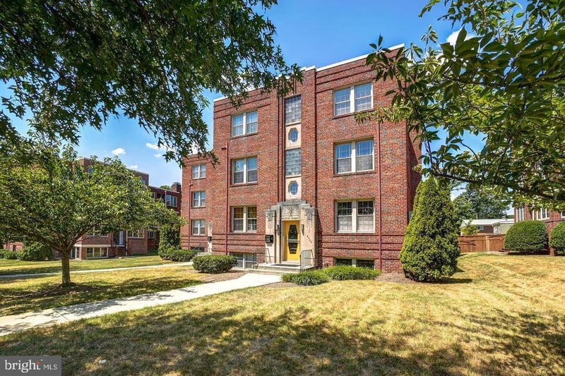 6722 3rd St NW #204, Washington, DC 20012
