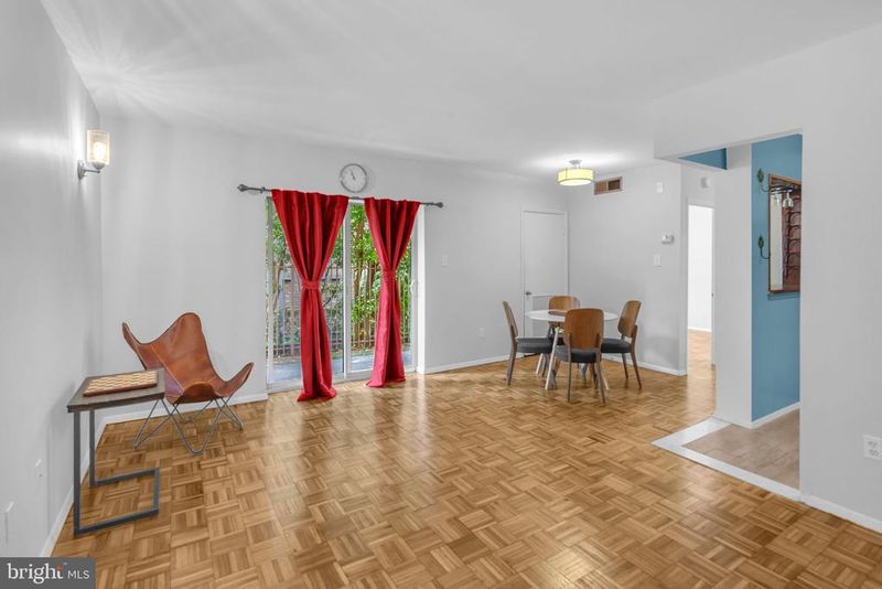 7054 Eastern Ave NW #T3, Washington, DC 20012