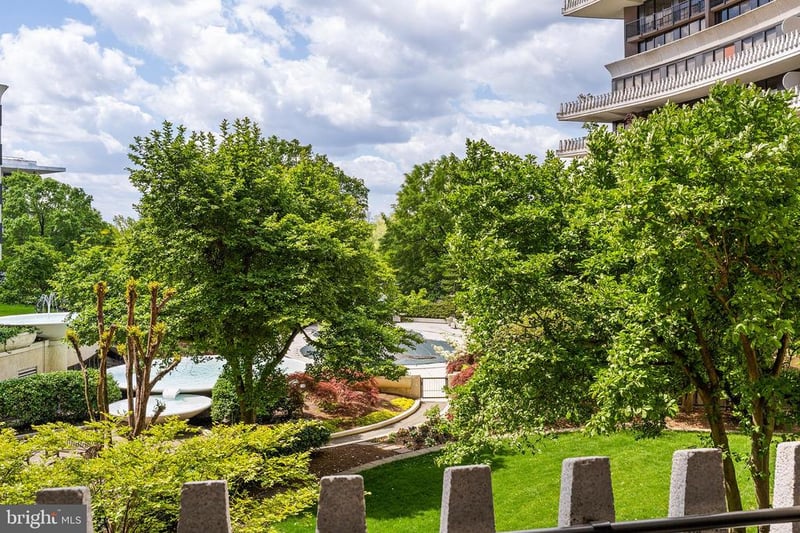700 New Hampshire Ave NW #320, Washington, DC 20037