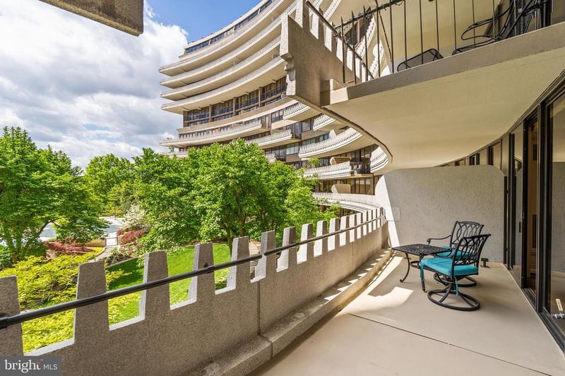 700 New Hampshire Ave NW #320, Washington, DC 20037
