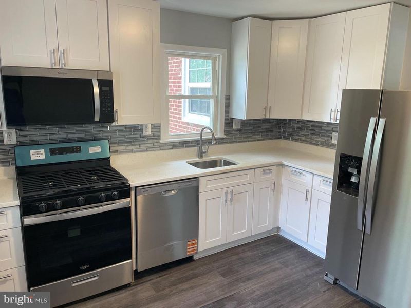 6901 100th Ave, Lanham, MD 20706
