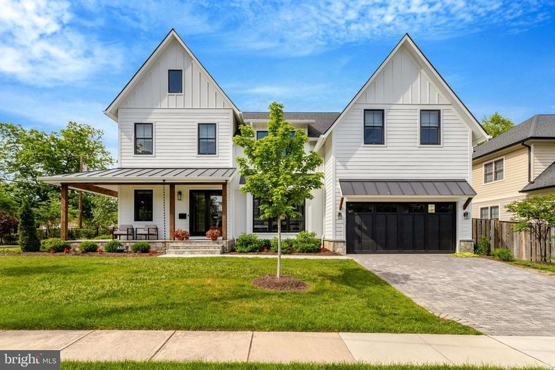 6325 36th St N, Arlington, VA 22213
