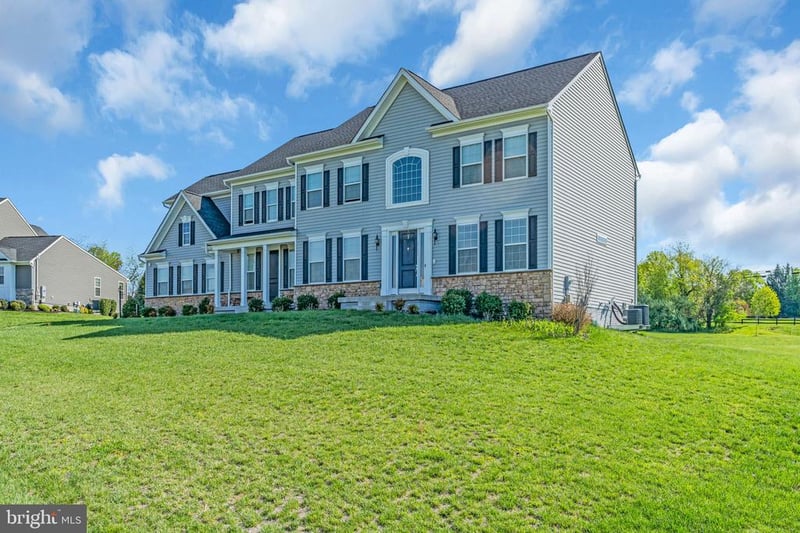 17864 Morning Bird Pl, Purcellville, VA 20132