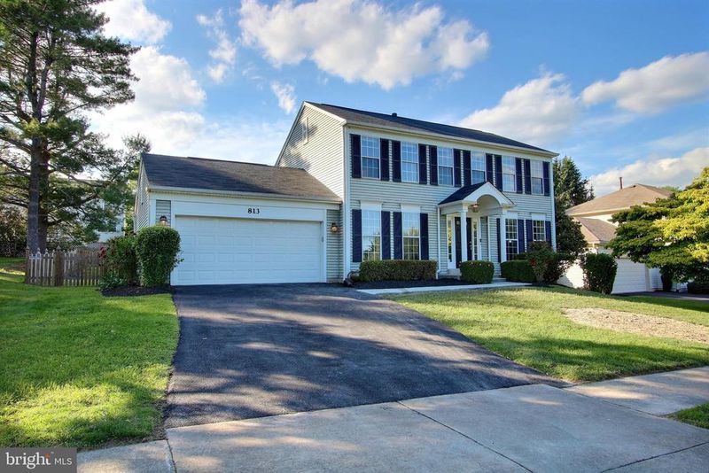 813 Pointer Ridge Dr, Gaithersburg, MD 20878