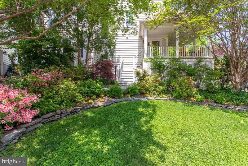 1201 Dartmouth Rd, Alexandria, VA 22314