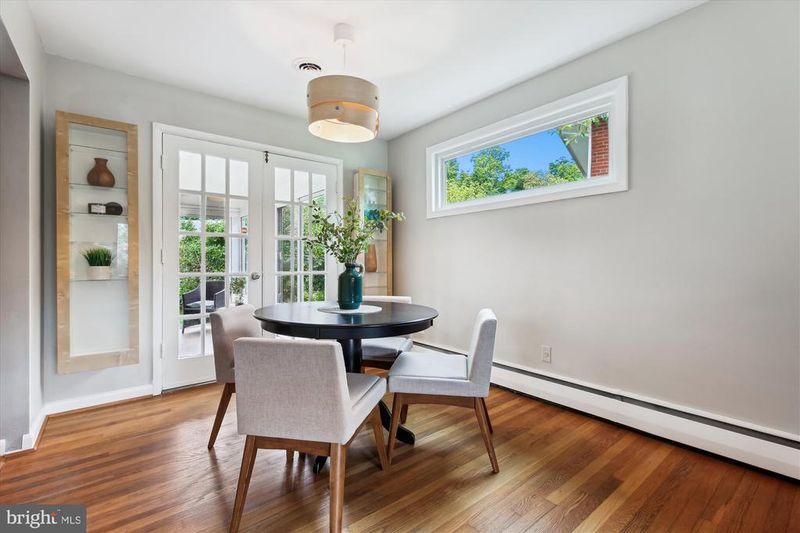 10400 Conover Dr, Silver Spring, MD 20902