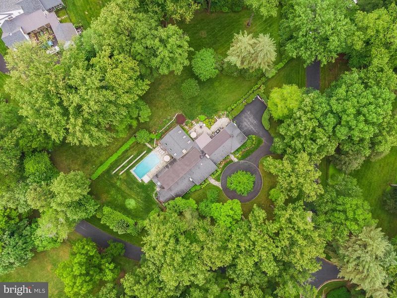 10900 Pleasant Hill Dr, Potomac, MD 20854