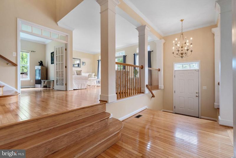 1405 Eiderdown Ct, Woodbridge, VA 22191