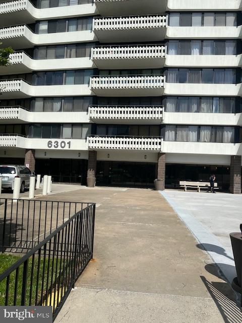 6301 Stevenson Ave #604, Alexandria, VA 22304