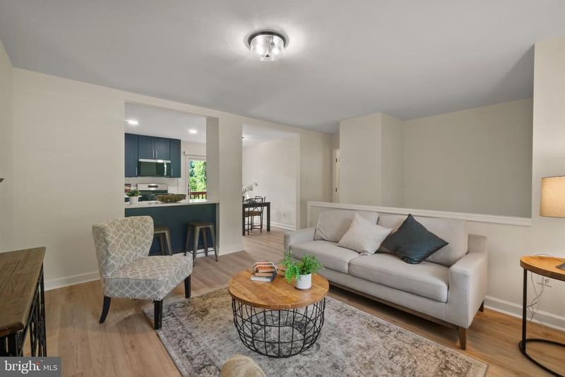 33 Sheridan Rd, Arnold, MD 21012